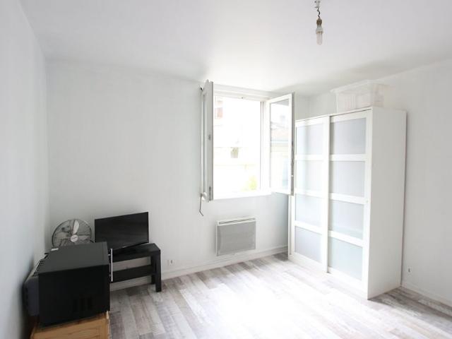 Location appartement meublé 1 pièce 18 m² Bordeaux 33000