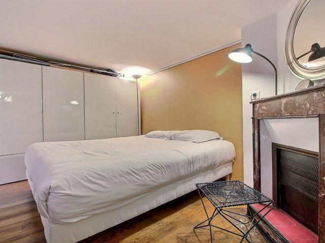 Location Appartement Meublé 1 pièce 19 m² Île de la Cité Île Saint Louis 75004 Paris S04389