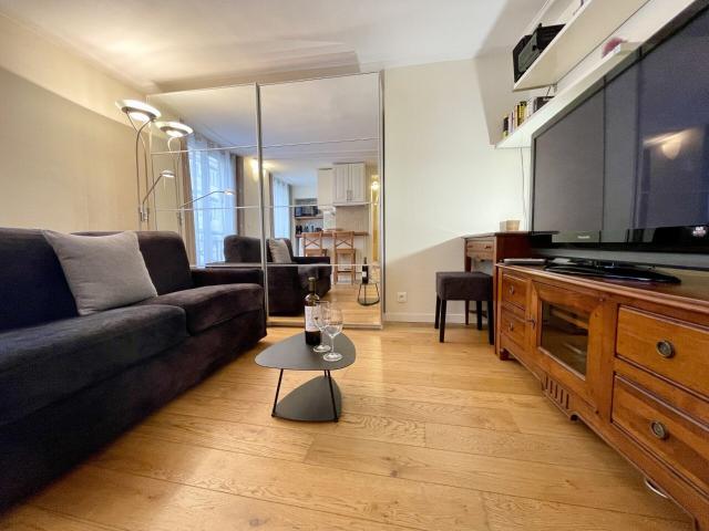 Location Appartement Meublé 1 pièce 23 m² Bourse 75002 Paris S02040