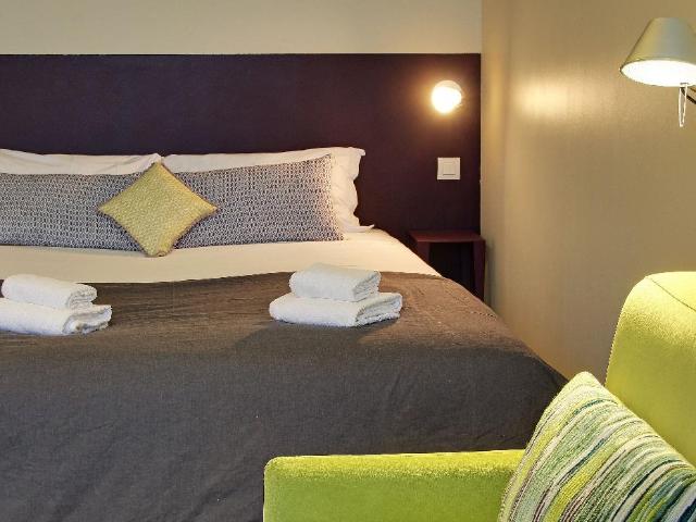Location Appartement Meublé 1 pièce 27 m² Elysées Madeleine 75009 Paris S09447