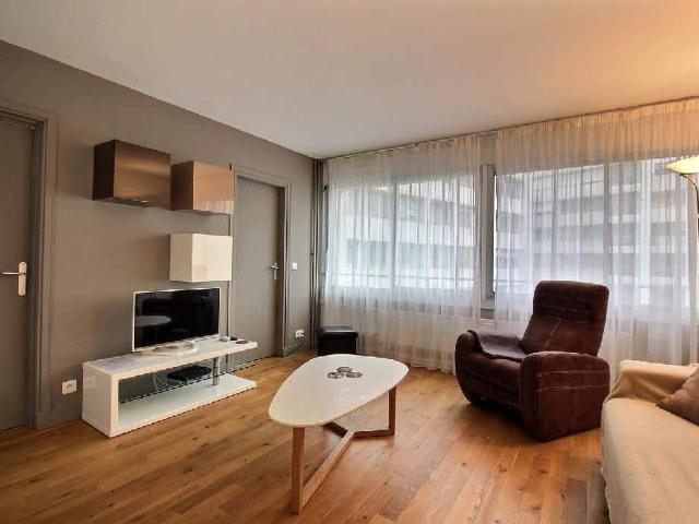 Location Appartement Meublé 1 pièce 31 m² Gare du Nord Gare de l'Est 75010 Paris S10034
