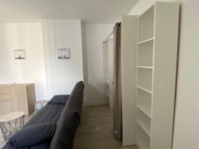 Location: appartement MEUBLE 2 pièces 28 m² à COMPIEGNE