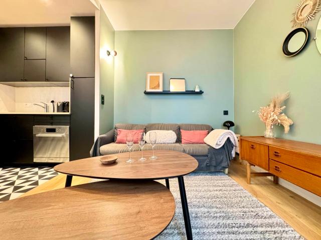 Location Appartement Meublé 2 pièces 30 m² Temple République 75010 Paris 110077