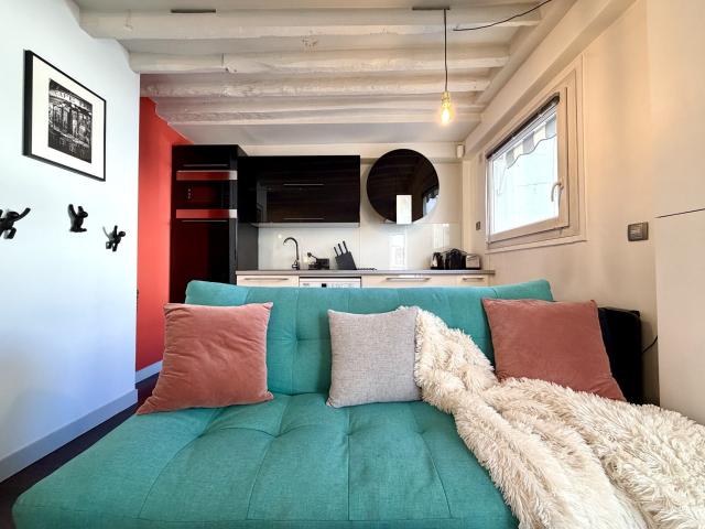 Location Appartement Meublé 2 pièces 33 m² Elysées Madeleine 75008 Paris 108068