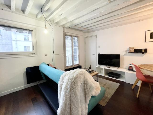 Location Appartement Meublé 2 pièces 33 m² Elysées Madeleine 75008 Paris 108068