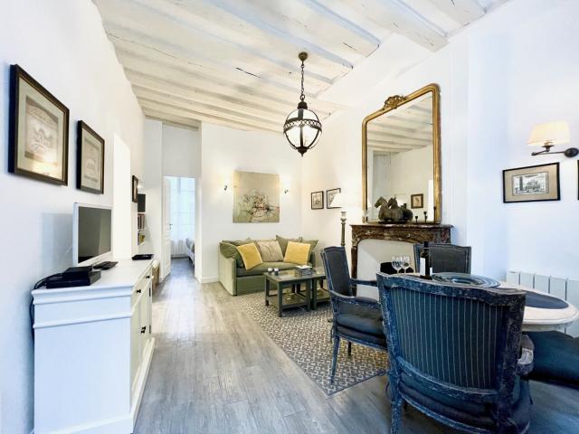 Location Appartement Meublé 2 pièces 37 m² Beaumarchais Marais 75004 Paris 104327
