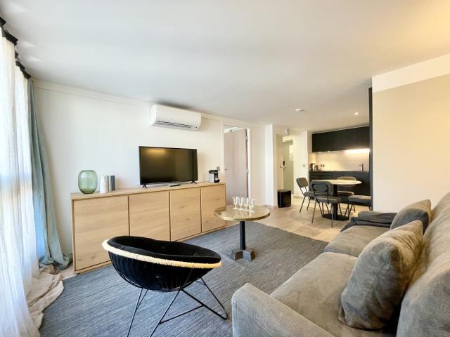 Location Appartement Meublé 2 pièces 37 m² Montmartre Pigalle 75018 Paris 118935
