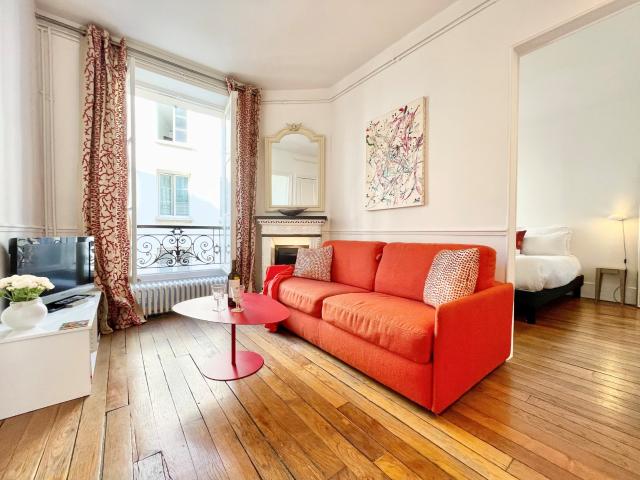 Location Appartement Meublé 2 pièces 38 m² Jardin des Plantes Mouffetard 75005 Paris 105400