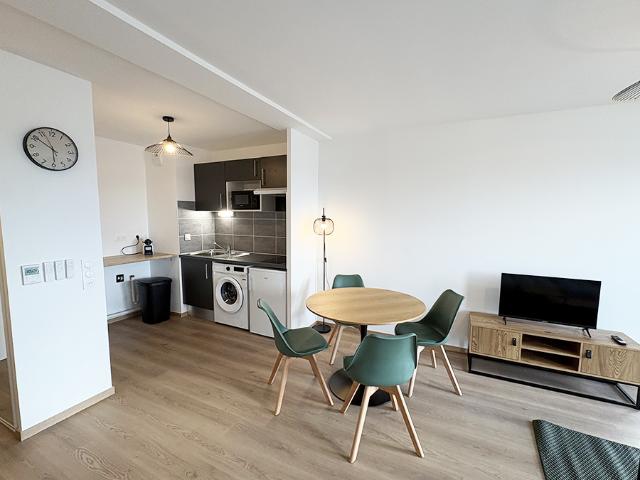 Location appartement meublé 2 pièces 46m² Bordeaux Belcier