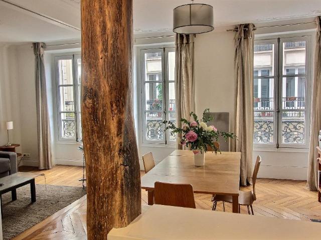 Location Appartement Meublé 2 pièces 50 m² Batignolles Fourche 75017 Paris 117252