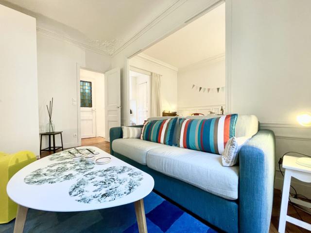 Location Appartement Meublé 2 pièces 50 m² Montmartre Pigalle 75018 Paris 118099