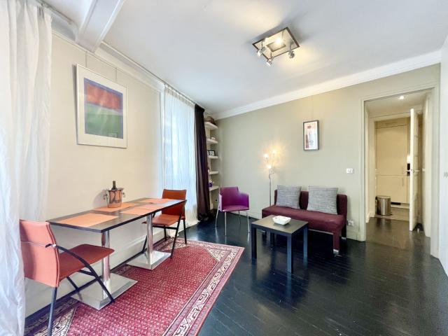 Location Appartement Meublé 2 pièces 55 m² Etoile Trocadéro 75116 Paris 116131