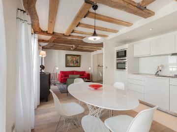 Location Appartement Meublé 2 pièces 55 m² Quartier Latin Saint Germain de Prés Odéon 75006 Paris 106329