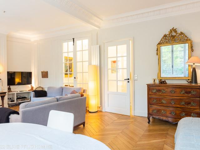 Location Appartement Meublé 2 pièces 62 m² Champ de Mars 75007 Paris 207377