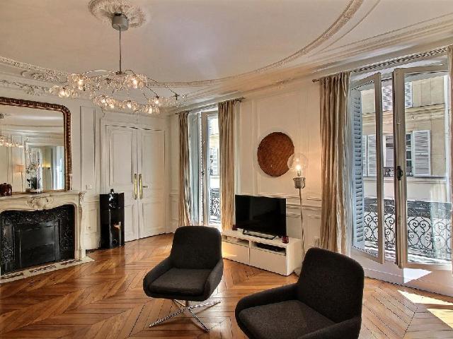 Location Appartement Meublé 4 pièces 120 m² Martyrs Saint Georges Trinité 75009 Paris 309397