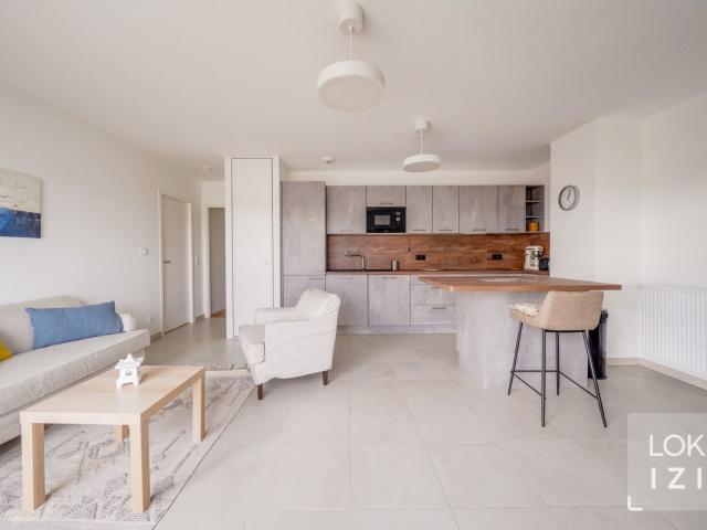 Location appartement meublé 4 pièces 85m² Bordeaux Belcier