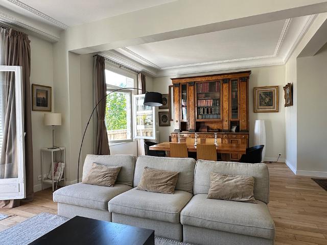 Location appartement meublé de 105 m2 avenue du Président Kennedy à Paris