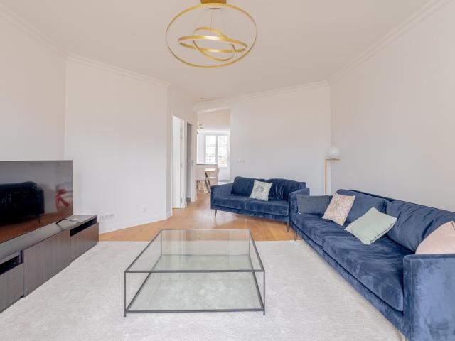 Location appartement meublé de 102 m2 rue Choron à Paris
