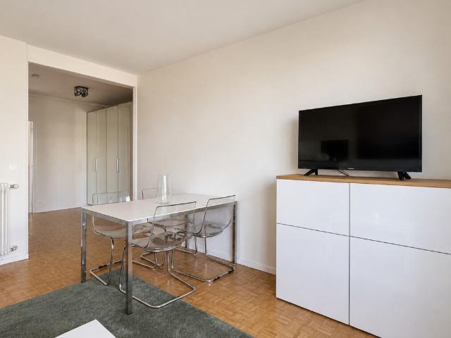 Location appartement meublé de 48 m2 rue du moulin vert à Paris