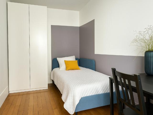 Location appartement meublé de 49 m2 rue du Cherche Midi à Paris