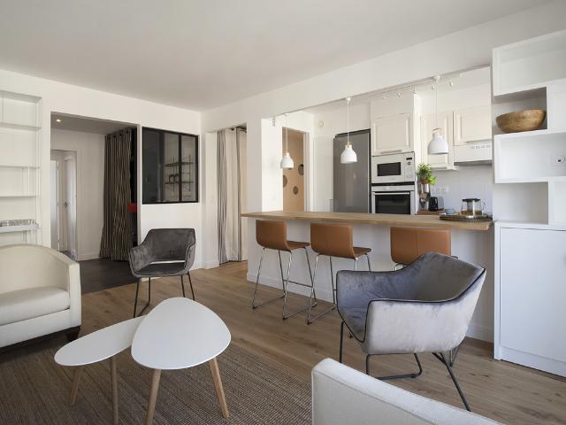 Location appartement meublé de 67 m2 rue de la Convention à Paris