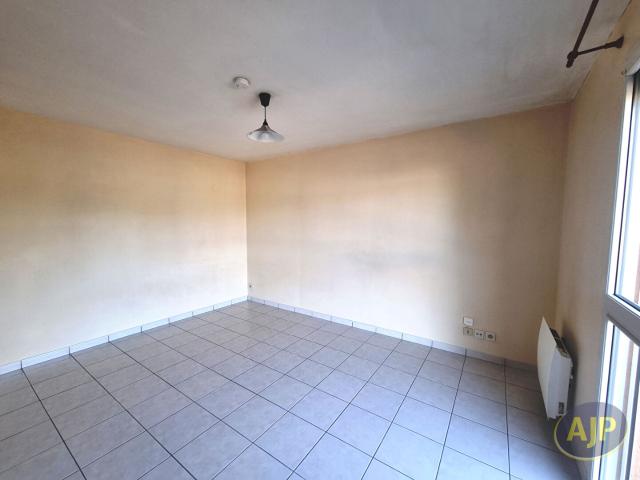Location appartement Montgermont: 467 € AJP Immobilier Pacé