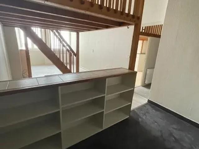 Location Appartement Montée des Carmélites, Lyon