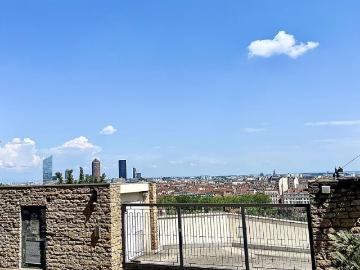 Location Appartement Montée Saint Barthélémy, Lyon