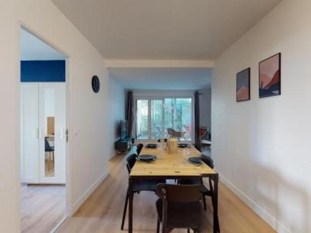 location appartement montigny le bretonneux 6 pièces 105 m2 yvelines 78180 704 € / mois