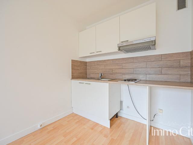 Location Appartement Montrouge 1 pièce s 26 m2 1 pièce studio
