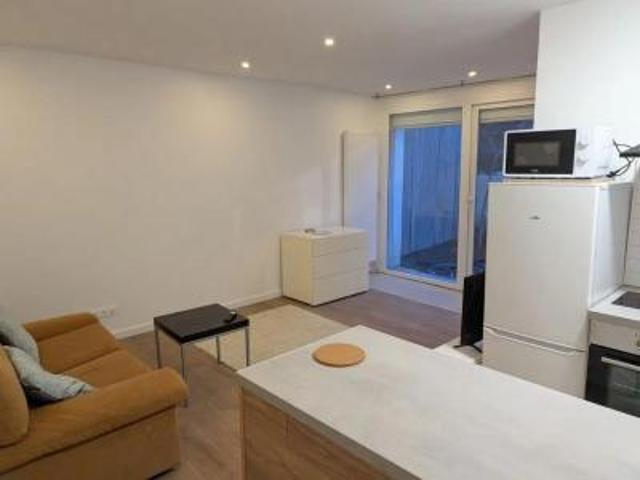 location appartement montreuil 1 pièce 25 m2 seine saint denis 93100 950 € / mois