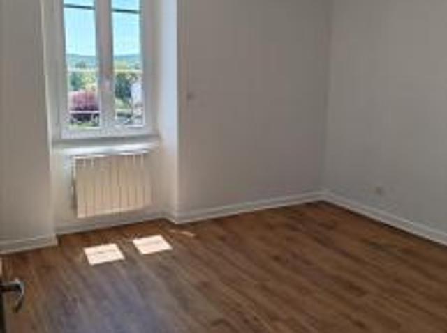 location appartement mozac 3 pièces 92 m2 puy de dome 63200 840 € / mois