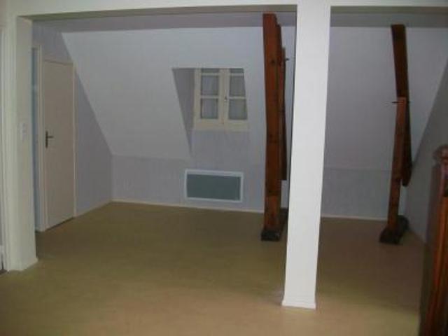 location appartement mur de barrez 3 pièces 54 m2 aveyron 12600 453 € / mois