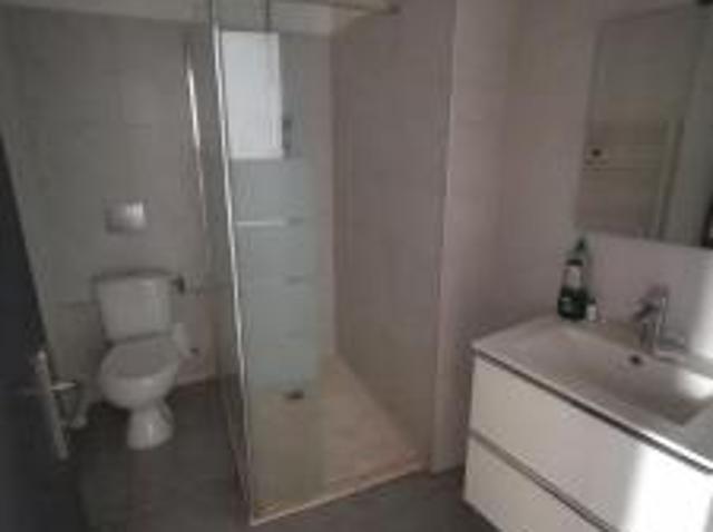 location appartement muy 3 pièces 67 m2 var 83490 780 € / mois