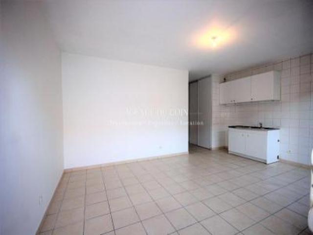 location appartement muy 1 pièce 30 m2 var 83490 570 € / mois