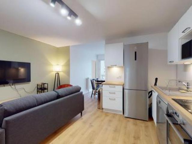 location appartement nanterre 5 pièces 81 m2 hauts de seine 92000 795 € / mois