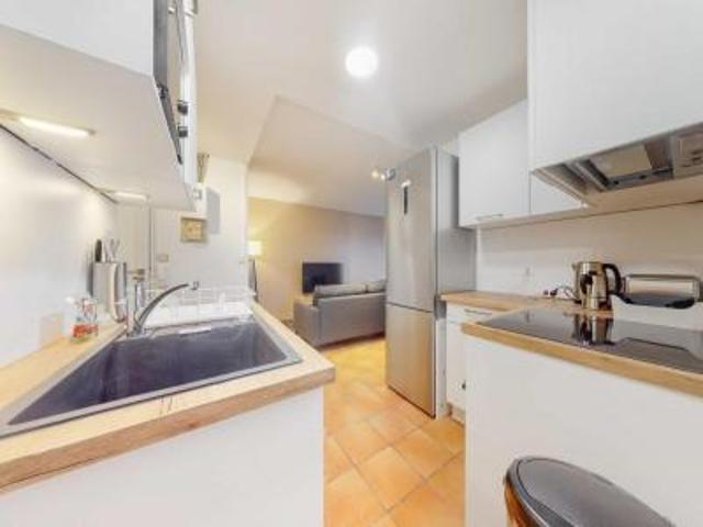 location appartement nanterre 5 pièces 81 m2 hauts de seine 92000 890 € / mois