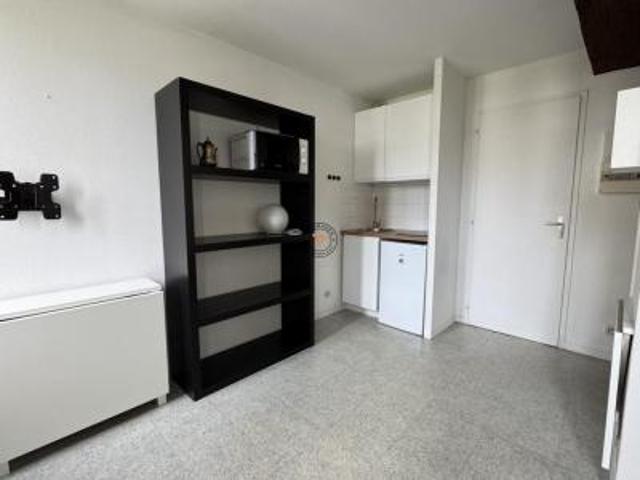 location appartement nantes 1 pièce 15 m2 loire atlantique 44000 510 € / mois