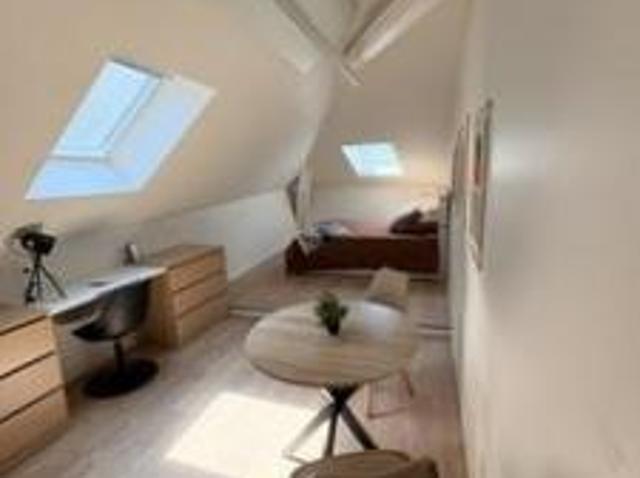 location appartement nantes 1 pièce 15 m2 loire atlantique 44000 680 € / mois