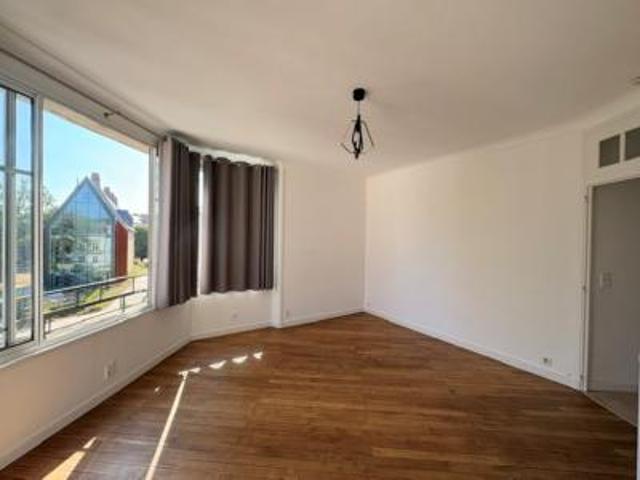 location appartement nantes 1 pièce 25 m2 loire atlantique 44100 560 € / mois