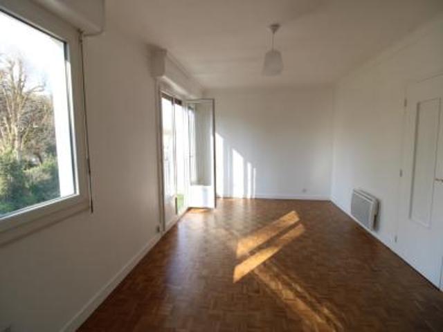 location appartement nantes 1 pièce 28 m2 loire atlantique 44000 515 € / mois