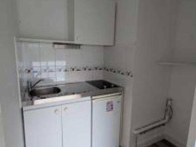 location appartement nantes 1 pièce 28 m2 loire atlantique 44300 557 € / mois