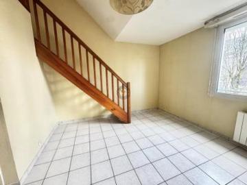 Appartement à louer à Cours des Cinquante Otages - Cave
