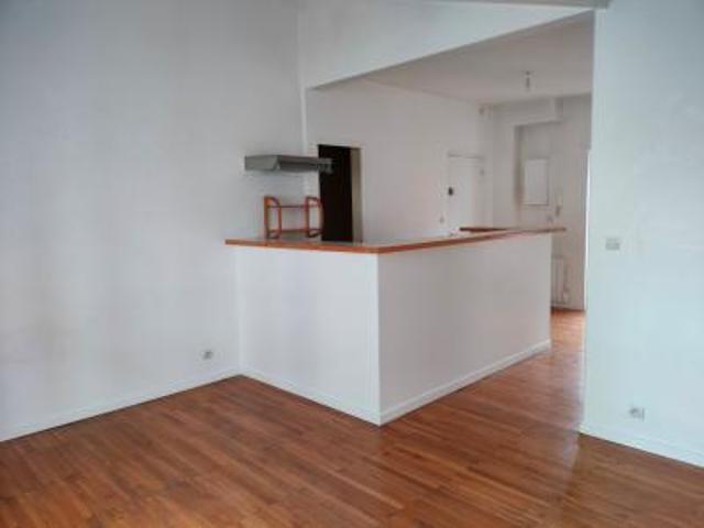 location appartement nantes 2 pièces 42 m2 loire atlantique 44100 656 € / mois