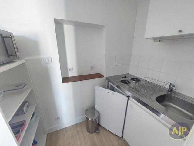 Location appartement Nantes: 490 € AJP Immobilier Nantes Rond Point de Rennes