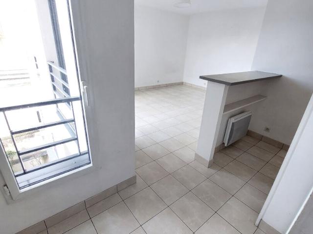 Location appartement Nantes: 555 € AJP Immobilier Nantes Rond Point de Rennes