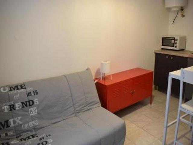 location appartement narbonne 1 pièce 12 m2 aude 11100 280 € / mois