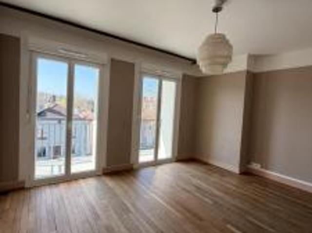 location appartement neufchateau 3 pièces 71 m2 vosges 88300 372 € / mois