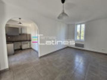 Location appartement Nimes, 41m² 2 pièces 518€ Gard