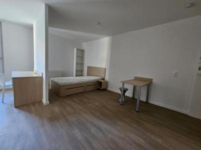 location appartement nimes 1 pièce 29 m2 gard 30000 690 € / mois